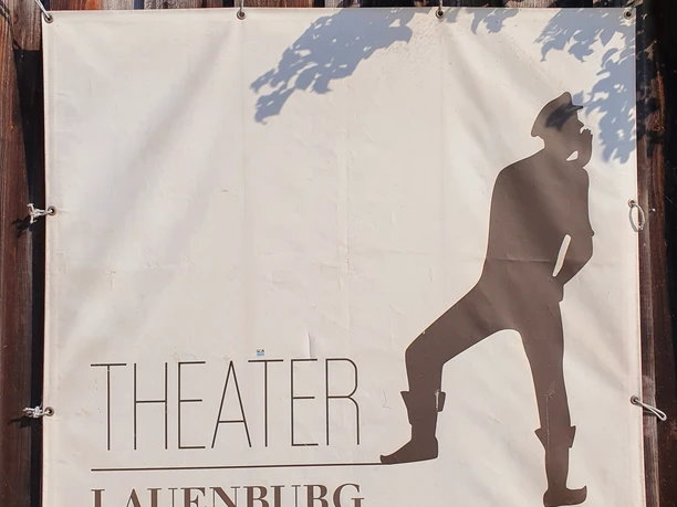 HeinrichOsterwoldHalle©Dorothée Meyer (13).jpg