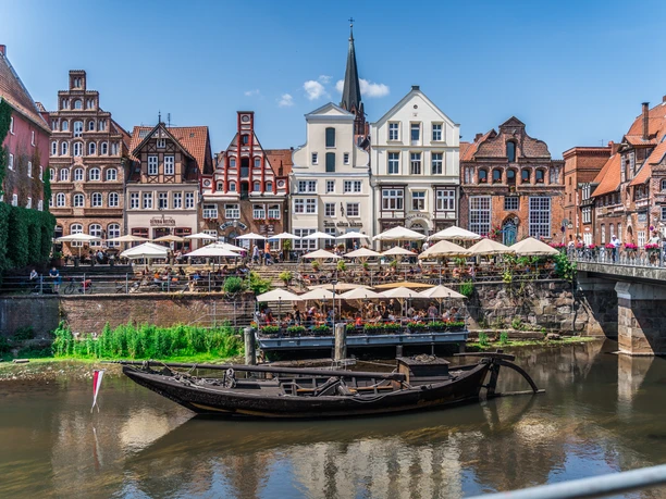 Stint_©Thomas Laukat.jpg Lüneburg Stintmarkt in summer