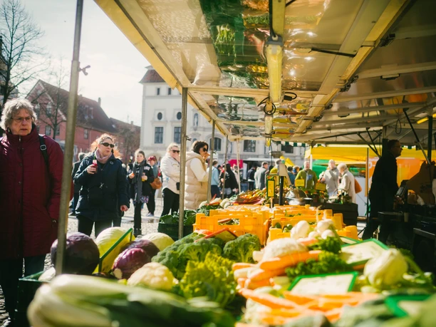 Erlebnis-Sonntag_Lüneburg bewegt sich_©Lüneburg Marketing GmbHMathias Schneider.jpg Lüneburger Wochenmarkt