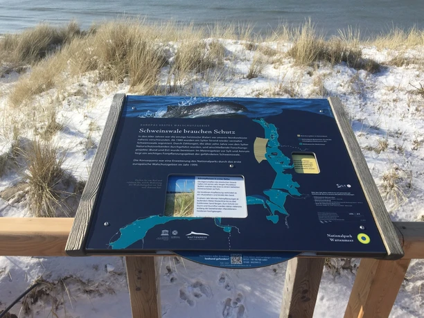 Walfpfad-Stele am Hörnumer Hauptstrand