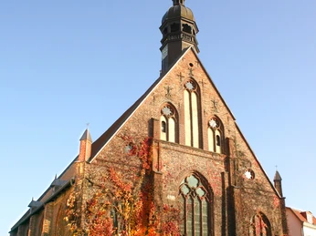 20_Heilgeistkirche_Westportal_ganz