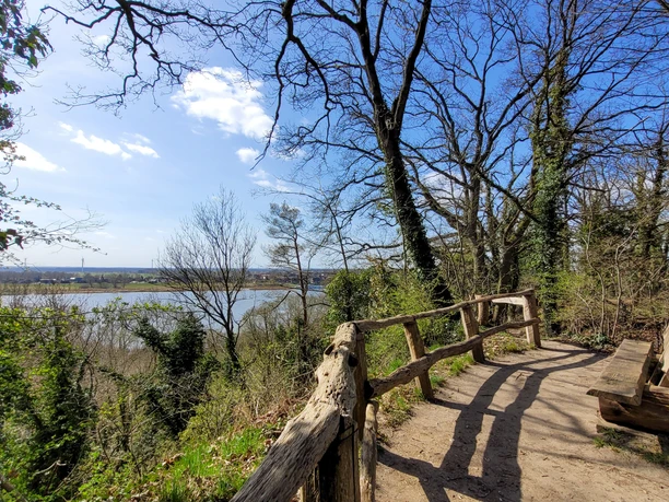 Blick von der Ertheneburg