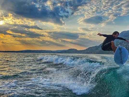 Surfupswiss_Wakesurf_Lakelucerne_Nidwalden