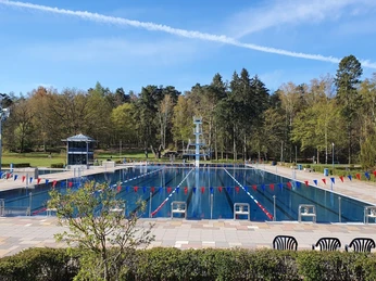 Sprungturm_VW Bad.jpg