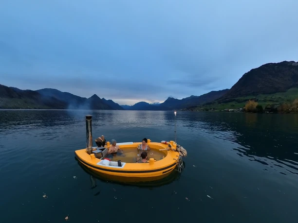 HotTug_Vierwaldstättersee_ Buochs HotTug_Vierwaldstättersee_ Buochs