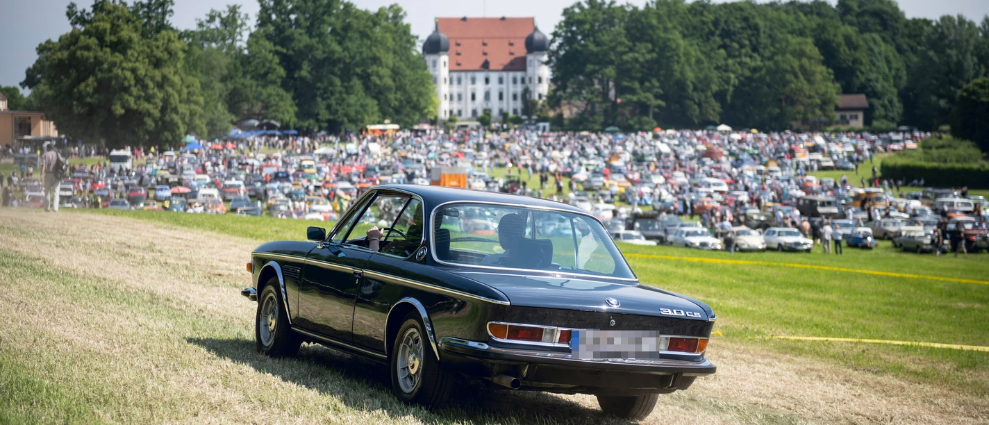 Maxlrainer-Oldie Feeling-Oldtimer-Festival-Bad-Aibling-Schwarz-Fotografie.jpg Oldtimer beim Maxlrainer Oldie Feeling