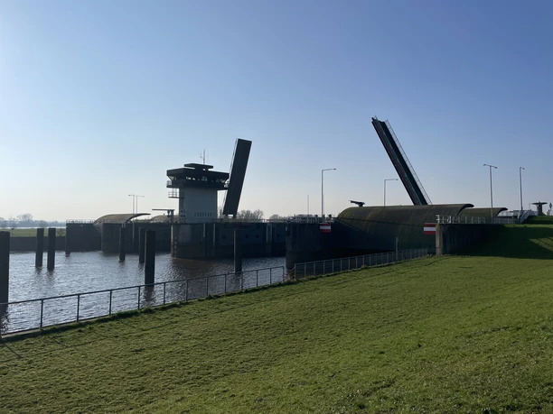 Huntesperrwerk_Elsfleth