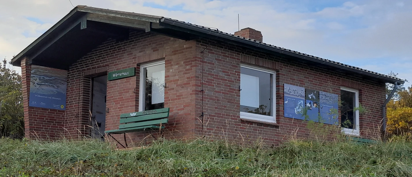 Wärterhaus Eingang.jpg