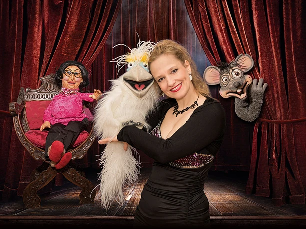 Pressebild-Murzarella-Music-Puppet-Show-1.-Show-(rechteckig Webauflösung).jpg