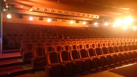 Delphin-Palast Wolfsburg