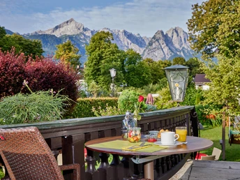 Bergblick beim Frühstück