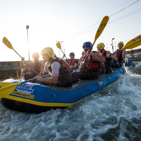 Rahmenprogramm Wildwasser-Rafting Leipzig - präsentiert vom Leipzig Convention BureauSupporting programme white-water rafting Leipzig - presented by Leipzig Convention Bureau