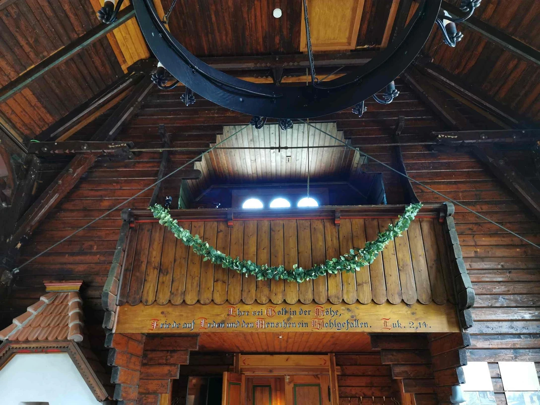 Stabkirche in Stiege - Blick zur Empore Stabkirche in Stiege - Blick zur Empore