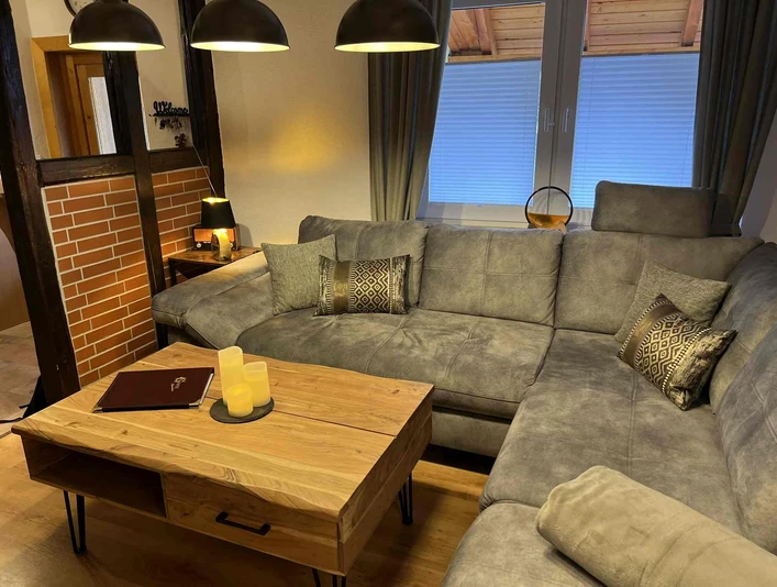 Ferienhaus Hüttenblick - Ferienwohnung Seidenglanz in Harzgerode OT Straßberg - Wohnzimmer Ferienhaus Hüttenblick - Ferienwohnung Seidenglanz in Harzgerode OT Straßberg - Wohnzimmer