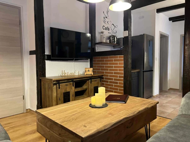 Ferienhaus Hüttenblick - Ferienwohnung Seidenglanz in Harzgerode OT Straßberg - Wohnzimmer Ferienhaus Hüttenblick - Ferienwohnung Seidenglanz in Harzgerode OT Straßberg - Wohnzimmer