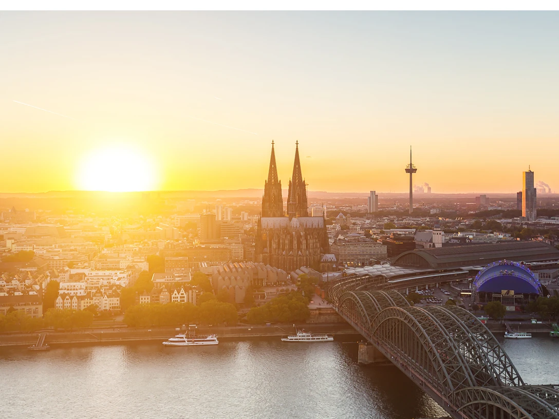 Sunset,View,Of,The,Cologne,Skyline,,Germany Sunset,View,Of,The,Cologne,Skyline,,GermanySunset,View,Of,The,Cologne,Skyline,,Germany