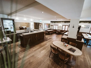 Salon_Brauhaus zur Malzmühle Salon_Brauhaus zur MalzmühleSalon_Brauhaus zur Malzmühle