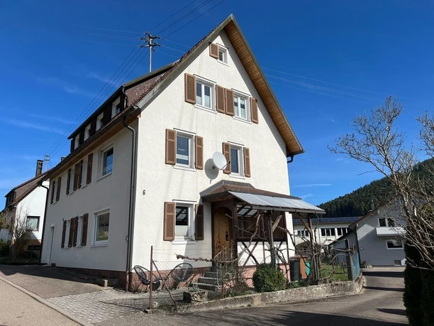 Ferienwohnung Am Wiesenrain, Hausansicht Winter, F Ferienwohnung Am Wiesenrain, Hausansicht Winter, F