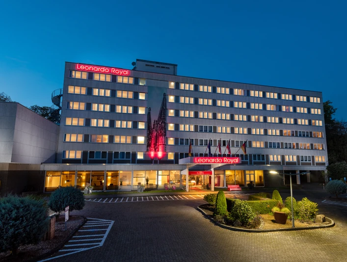 Außenansicht Außenansicht Leonardo Royal Hotel Köln am StatdwaldExterior view Leonardo Royal Hotel Köln am Statdwald