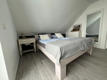 Schlafzimmer mit drittem Bett Ferienwohnung Seelenglück Schlafzimmer mit drittem Bett Ferienwohnung Seelenglück