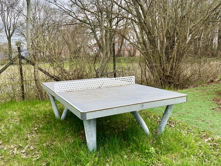 Multifunktionshalle_Außenbereich_Soccer Court Tischtennisplatte Querbild © Einbeck Tourismus.jpg