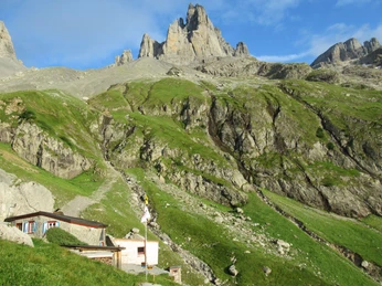 Spannorthütte SAC1.1.JPG