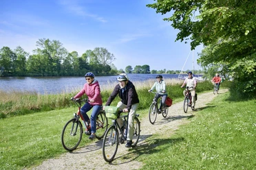Radfahren entlang der Flüsse