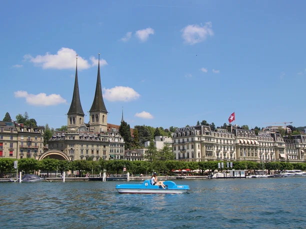 SGV_SNG_Schiffe und Pedalo_FK_5 (1).jpg