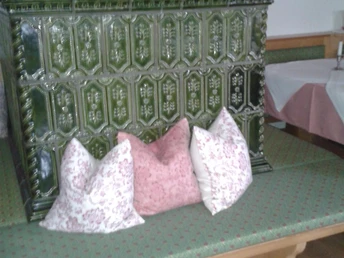 Kachelofen in Gaststube