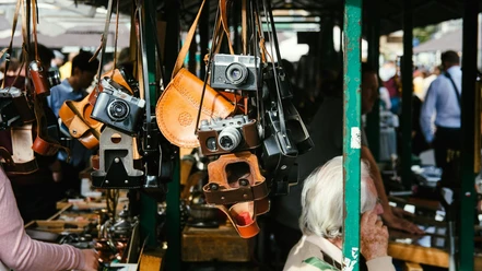 !symbol_flohmarkt-c-pexels-kai-pilger.jpg