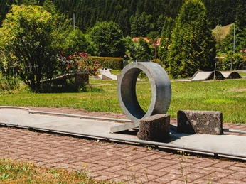 Minigolfplatz Bad Rippoldsau-Schapbach Loopingbahn Minigolfplatz Bad Rippoldsau-Schapbach Loopingbahn