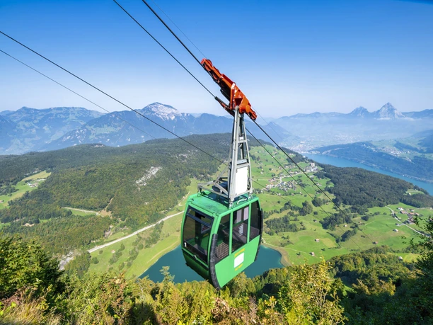 Seilbahn Seelisberg-Alp Weid © A. Sanchez.jpeg