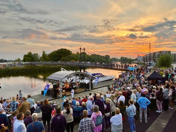 Musik am Hafen in Geesthacht