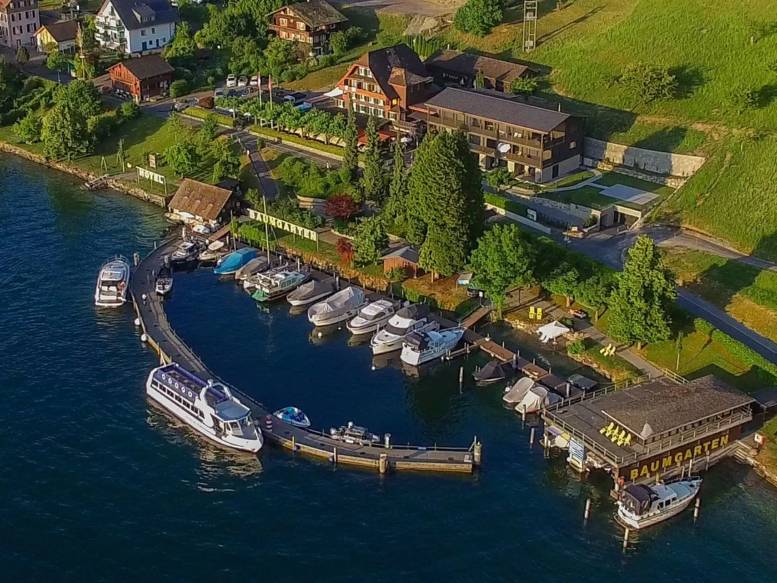 Seehotel Baumgarten_oben_Nidwalden_Kehrsiten