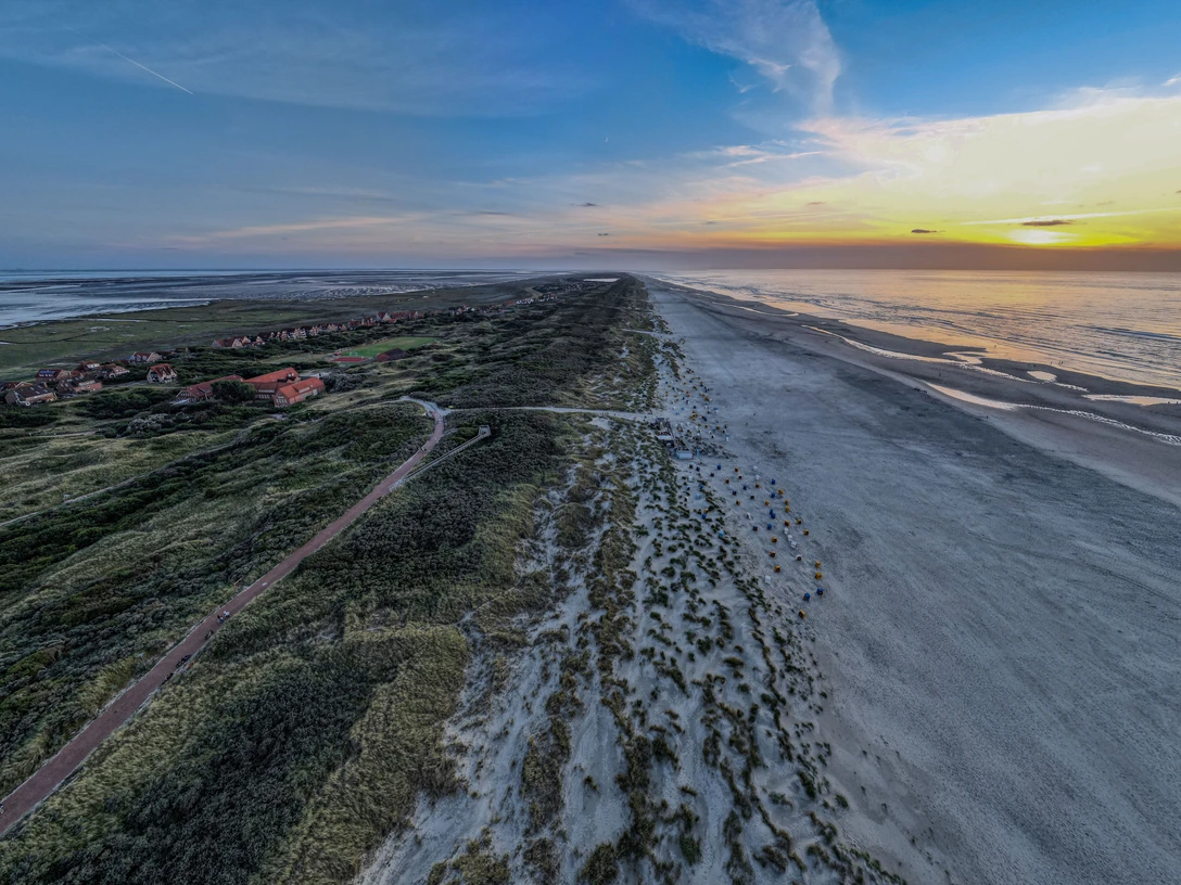 Mittsommernachtsfestival auf Juist.jpg Mittsommernachtsfestival auf Juist