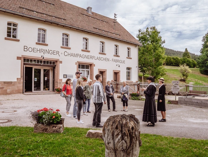 Unterwegs auf dem Gelände der Glashütte