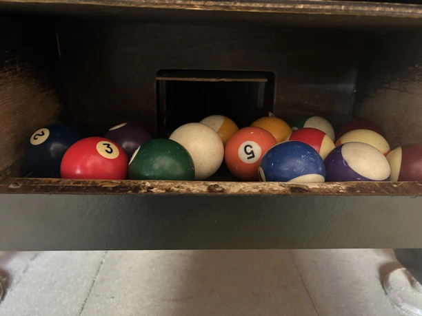 Billard im Haus des Kurgastes auf Juist.jpeg Billard im Haus des Kurgastes auf Juist