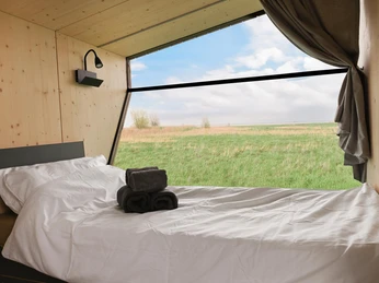 24-04 Sleep Spaces Hooksiel_1748.jpg