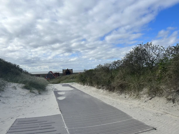 Strandaufgang Siedlung auf Juist.jpeg Strandaufgang Siedlung auf Juist