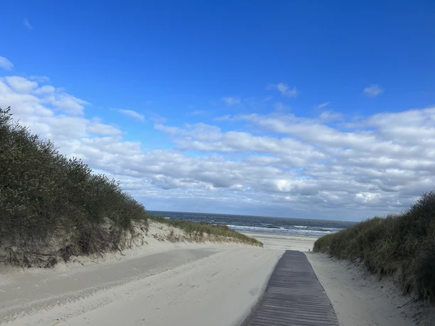 Strandaufgang Siedlung auf Juist.jpeg Strandaufgang Siedlung auf Juist