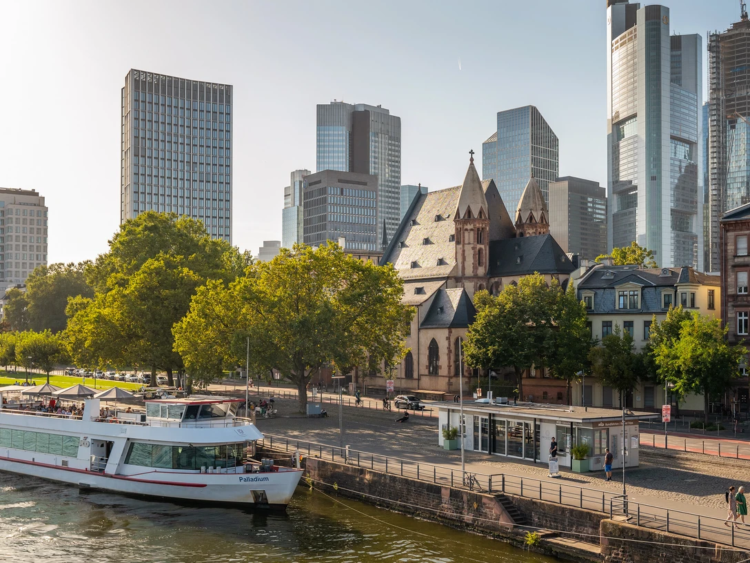 Frankfurt_Pilgerweg- Leonhardskirche_1040472_© #visitfrankfurt_plazy_Isabela_Pacini.jpg