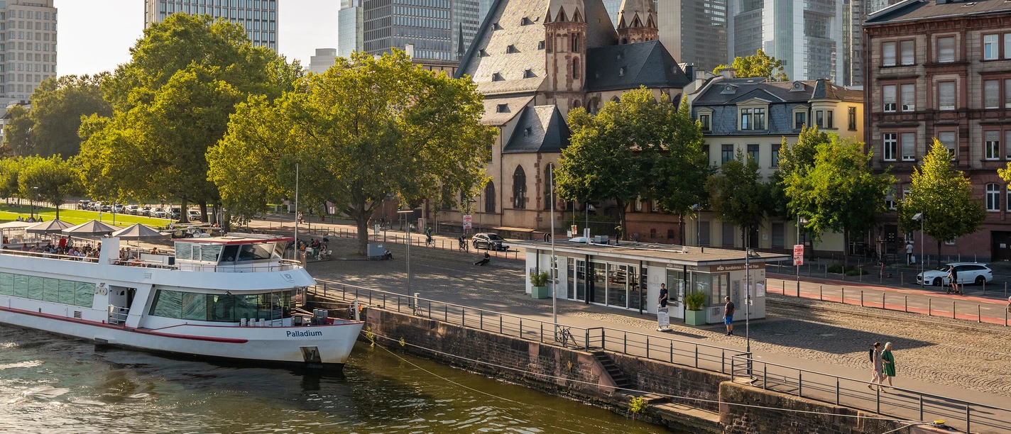 Frankfurt_Pilgerweg- Leonhardskirche_1040472_© #visitfrankfurt_plazy_Isabela_Pacini.jpg