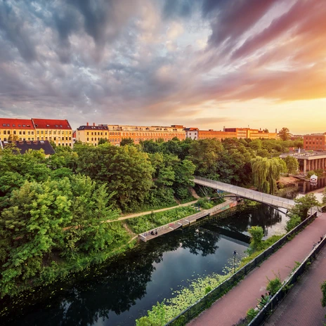 Karl-Heine-Kanal, Stelzenhaus und Konsumzentrale | Leipzig Convention Bureau Karl-Heine-Kanal, Stelzenhaus und Konsumzentrale - präsentiert vom Leipzig Convention Bureau