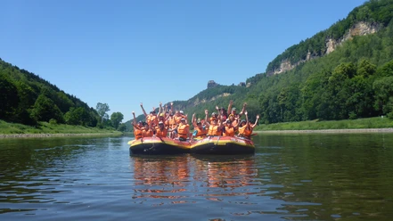 Schlauchboottour auf der Elbe