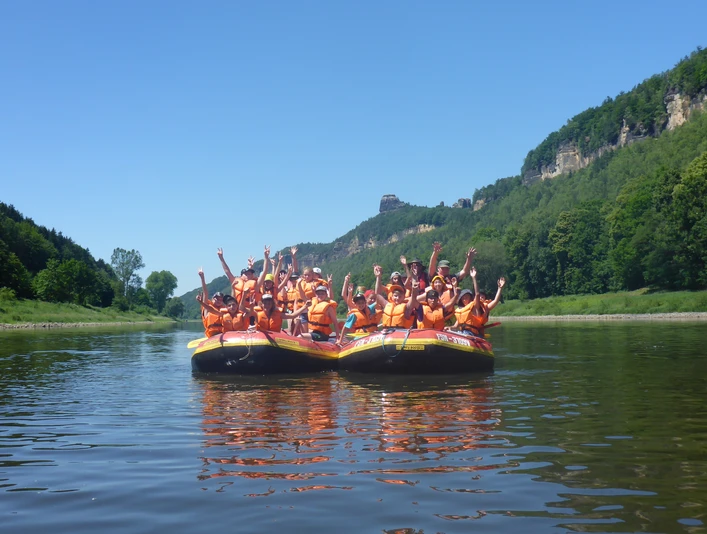 Schlauchboottour auf der Elbe