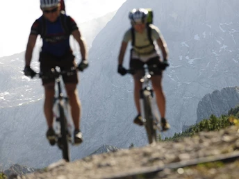 Mountainbiker nähe Hochalm