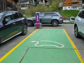 E-Ladestation endigo Fiesch