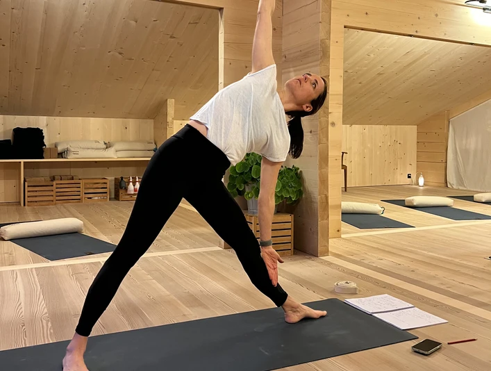 Yoga Berglodge Goms Michèle