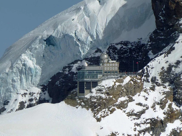 jungfrau-tours-jungfraujoch-sphinx.jpg