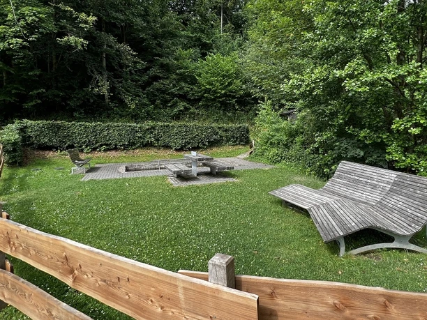 Tretbecken im Hagen in Fleckenberg Tretbecken im Hagen in Fleckenberg